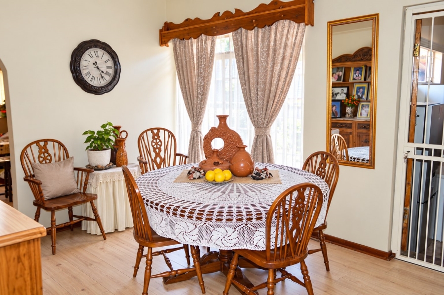 4 Bedroom Property for Sale in Wilkoppies North West